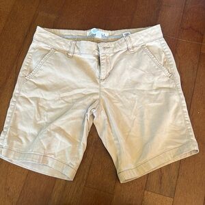 Aeropostale Khaki Bermuda Women’s Shorts Sz 9/10